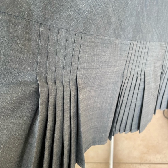 Banana Republic pale blue cotton skirt ,gently used . - Picture 4 of 5